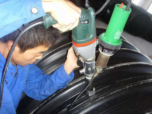 鋼帶管連接2 鋼帶管連接2